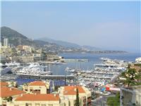 Trasa slavné Grand Prix Monte Carlo vede také kolem přístavu Condamine v Monaku
